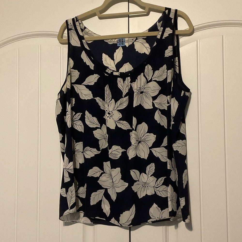 Talbots Navy and White Floral Tank Top